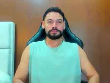 Chaturbate Sex Chat of derrybigger_cm