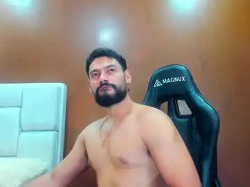 Chaturbate Watch Live Sex Cams of derrybigger_cm