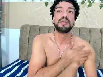 hugo_sexy80 from chaturbate