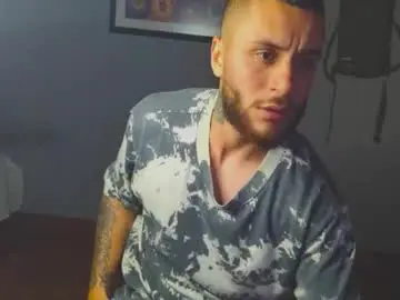 tomdavisxl from chaturbate