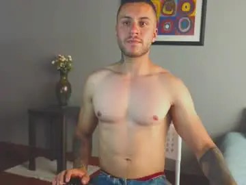 Chaturbate Watch Live Sex Cams of tomdavisxl