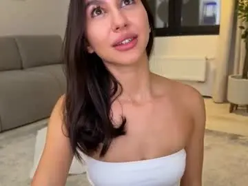 Chaturbate Live Sex Cam of yessasha1