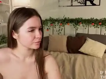 Chaturbate Live Sex Cam of cloverfarewell
