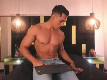 Chaturbate Free Live Porn of lucio__fox