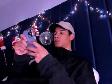 Chaturbate Best live sex cam show of michael_vidal