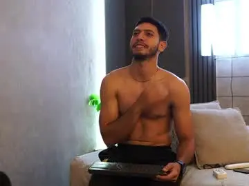 Chaturbate Best live sex cam show of thiago_voss