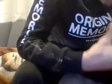 Chaturbate Live Sex of toy_master101