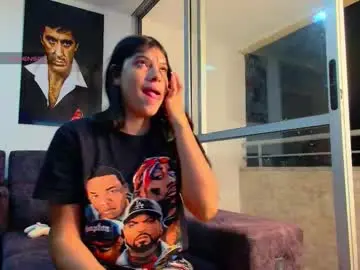 Chaturbate Nude Webcam of latin_couple77