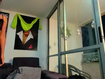 Chaturbate Free Porn Cam of latin_couple77