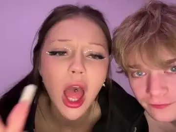 Chaturbate Free Live Porn of tinnydoll