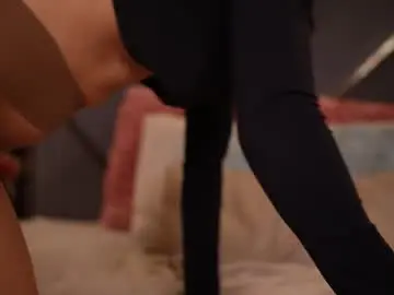 Chaturbate Sex Cam of chloemin_