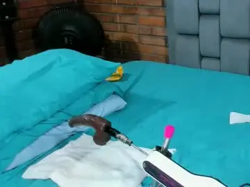 Chaturbate Free Live Porn of couple_gold69