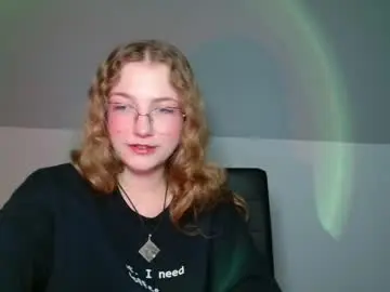 Chaturbate Adult Video Chat of lily_tayberry