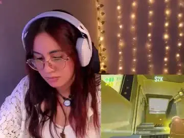 Chaturbate Live Sex Cam of camilaalee