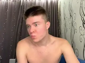 Chaturbate Best live sex cam show of holy_eggs_00