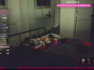 missemmbeex from chaturbate