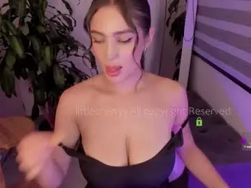 Chaturbate Adult Webcam of _littlecherryy_