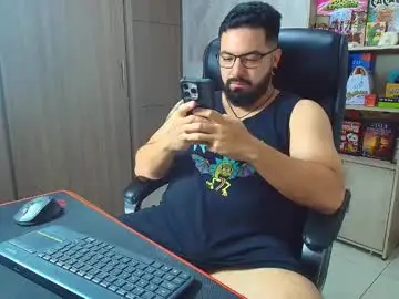 Chaturbate Live Sex Cam of robby_k