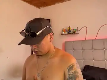 Chaturbate Live Porn of drakenn_