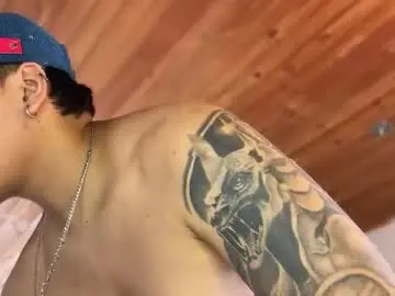 Chaturbate Live Sex Cam of drakenn_