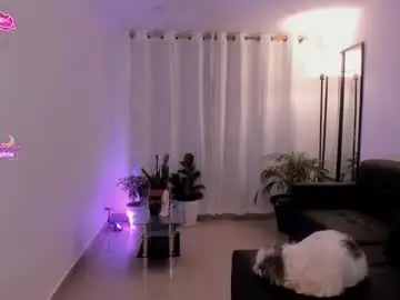 niicoleta2 from chaturbate