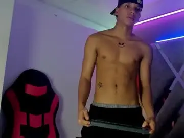 Chaturbate Watch Live Sex Cams of kai_storm7