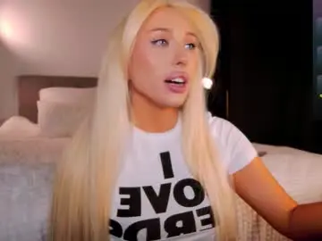 Chaturbate Adult Webcams of wow_peach_girl