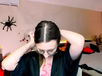 yourlovelystoryy from chaturbate