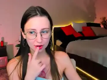 Chaturbate Adult Webcam of yourlovelystoryy