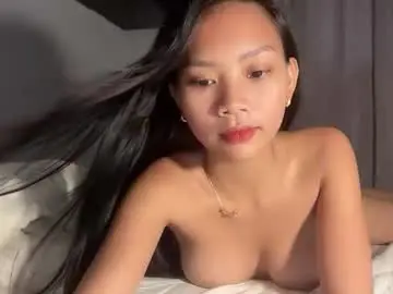 Chaturbate Live Sex Cam of angel_petite07