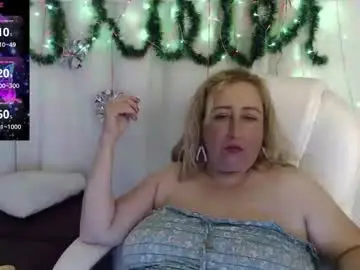 Chaturbate Free Live Porn of paiper_halliwey