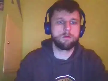 Chaturbate Live Sex of slaveboy32bi