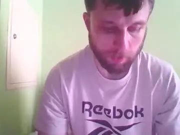 Chaturbate Live Sex Cam of slaveboy32bi