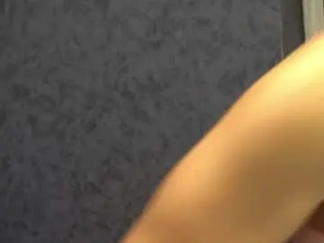 Chaturbate Live Porn of your_little_flexible_girl