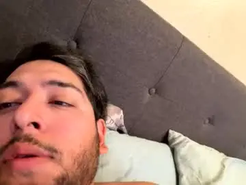 Chaturbate Live Sex Cam of bigjuicycockdaddy