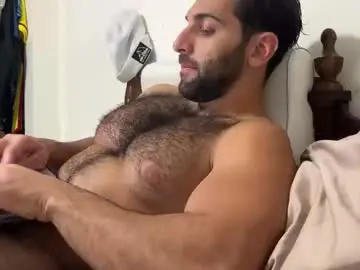 Chaturbate Adult Video Chat of fitcurvyman4fun_69