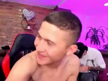 Chaturbate Private Sex Chat of handsomeboys19