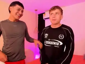 Chaturbate Nude Webcam of handsomeboys19