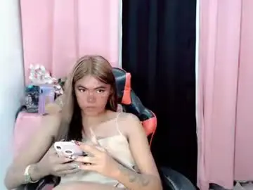 Chaturbate Free Porn Cam of im_yourfairyannaxx