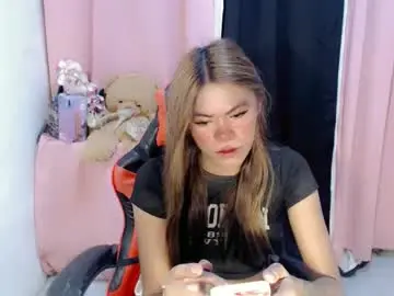 Chaturbate Live Sex Cam of im_yourfairyannaxx