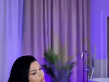 Chaturbate Live Sex Cam of kylie_kroft