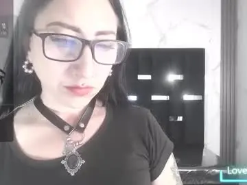 britney_sub from chaturbate