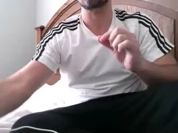 Chaturbate Live Sex Cam of strangeratnight87