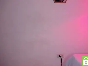 Chaturbate Live Sex Cam of dalhila