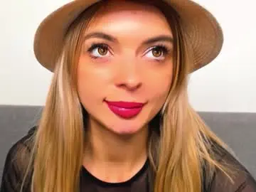 Chaturbate Adult Video Chat of ellen_flow