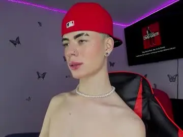 Chaturbate Best live sex cam show of fenixx_777