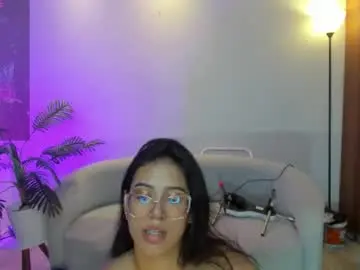 Chaturbate Free Porn Cam of raven_stonee