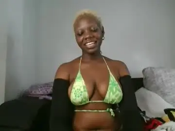 Chaturbate Adult Video Chat of drip_doll_