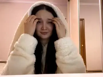 thaliakuchem from chaturbate