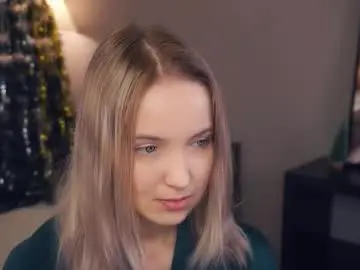 Chaturbate Live Sex Cam of tashinapetitto